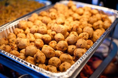 68558 561208940585489 877626185 n